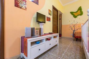 tv and radio stereo at Casa Veggy in Rome