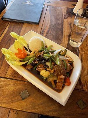 Veganes Rindfleisch  at Zen House in Berlin