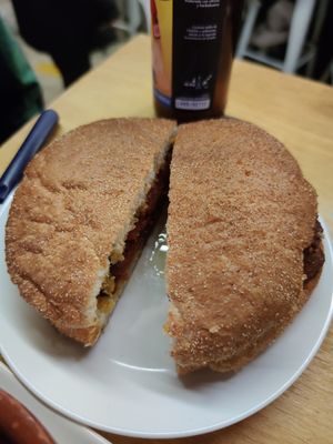 Choripan at La Alpargata in Madrid