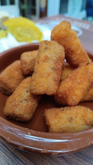 Croquetas de setas y puerro at La Alpargata in Madrid