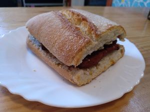 Choripán / Seitan chorizo sandwich at La Alpargata in Madrid