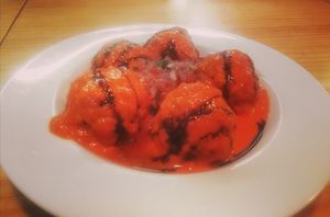 albóndigas de mijo con salsa de pimientos at La Alpargata in Madrid
