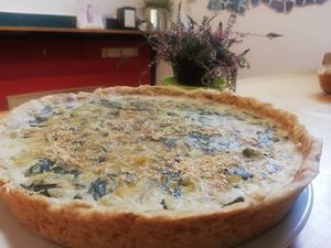 quiche de calabacín, puerro y espinaca at La Alpargata in Madrid