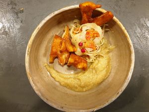 I chose this restaurant everytime that i want to eat vegan, tastes are incredible delicious, pizza alwaise have very good taste and i love their vegetal cheese. No doubt, the best  at MADENITALY in Copenhagen