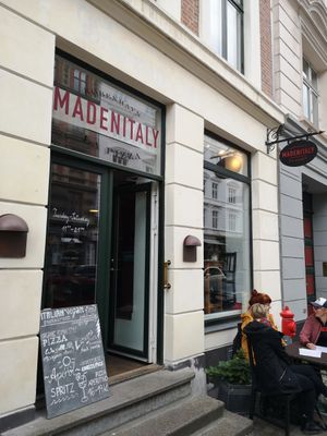 Outside - quite small best to reserve at MADENITALY in Copenhagen