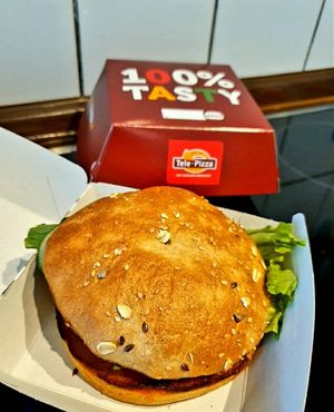 Vegan Burger 'Green Boy' (special offer) at Telepizza in Dusseldorf