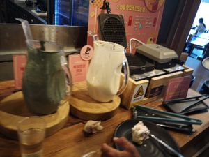 Waffle at Season's Table - Kyejeol Babsang - 계절밥상 용산아이파크몰점 in Seoul