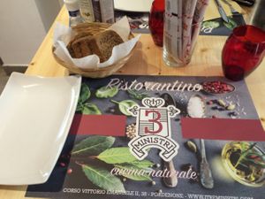 Table Service at ItreMinistri in Pordenone