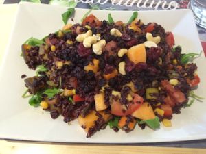 Vegan Lunch~Raisins, Rucola, Tomatoes, Cashews, Mangos, Cranberries, Raspberry Vinaigrette & More!! at ItreMinistri in Pordenone