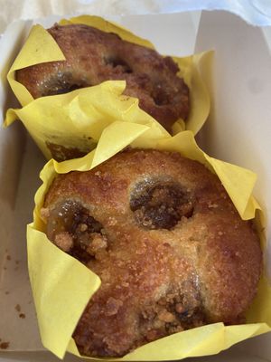 Apple muffin at Het Zaanse Bakkertje / Dutch Vegan Bakery in Zaandijk