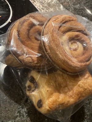 🤤   at Het Zaanse Bakkertje / Dutch Vegan Bakery in Zaandijk