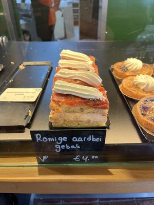   at Het Zaanse Bakkertje / Dutch Vegan Bakery in Zaandijk