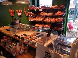 Inside at Het Zaanse Bakkertje / Dutch Vegan Bakery in Zaandijk