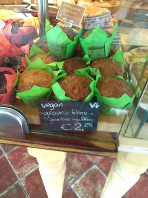 vegan ginger muffins 2,25 euros at Het Zaanse Bakkertje / Dutch Vegan Bakery in Zaandijk