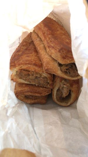 Vegan sausage rolls at Het Zaanse Bakkertje / Dutch Vegan Bakery in Zaandijk