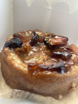 😋 at Het Zaanse Bakkertje / Dutch Vegan Bakery in Zaandijk