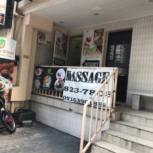 elijah at Hummus Elijah in Makati