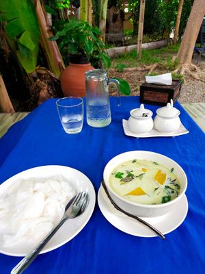 Not bad love this big noodels at Pink House Garden in Chiang Mai