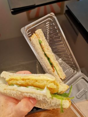 Heart-warming & healthy sandwich - soft wholemeal bread with hash brown, ham, cheese, lettuce and mayonnaise. 4.75/5 at Shi Song Vegetarian 实颂素食 in West Singapore