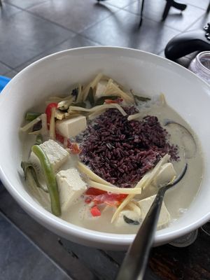 Yellow curry with wild rice, to go  at Green Leaves in Los Angeles