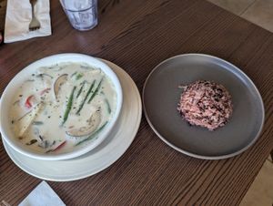 Green curry with rice at Green Leaves in Los Angeles