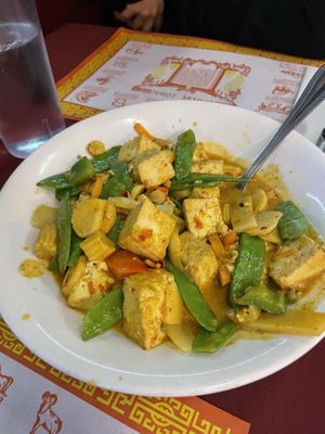 Tofu curry  at Merry Go Round in Lone Pine