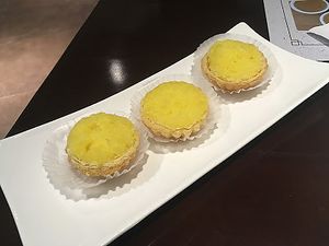 Vegan egg tarts at SUHU 素虎 - Fulllink Plaza in Beijing