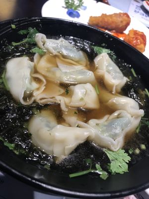 Wonton Soup at SUHU 素虎 - Fulllink Plaza in Beijing