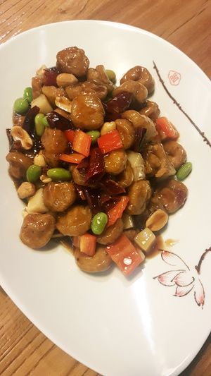 Kung Pao chicken at SUHU 素虎 - Fulllink Plaza in Beijing