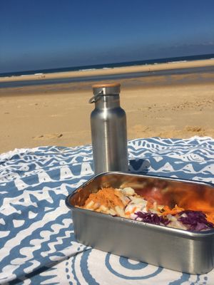 Lunchbox à la plage  at Vegan Surf Camp in Moliets