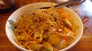 'Bun Tron Chay' (Vegan vermicelli Noodles) at Noodle & Roll in Hanoi
