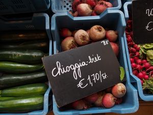 fresh veggies at BE O Versmarkt in Ghent