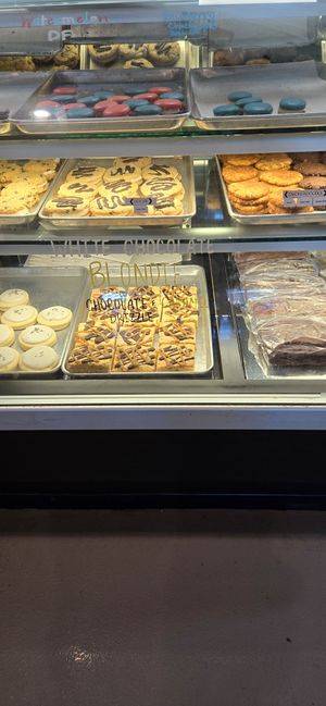 Bakery case at Mason Dixon Bakery & Bistro in Huntsville