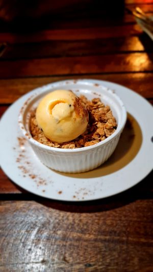 Apple crumble with passion fruit sorbet at Taboon in Koh Phangan