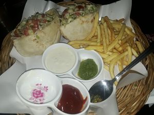 Falafel pitta with chips (note mayo that comes with chips not vegan) at Taboon in Koh Phangan