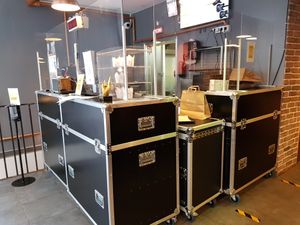 Comptoir (counter) at Vegan Hero in Paris