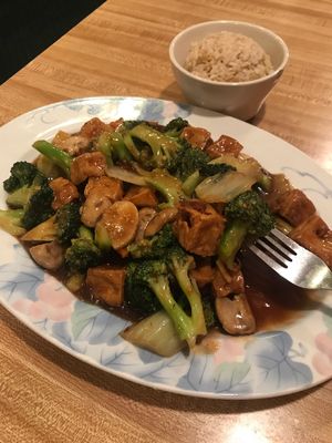 Vegetables and tofu with garlic sauce and brown rice at China Garden in Orono