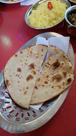 Tandoori roti at Otsal - 옷살 in Seoul