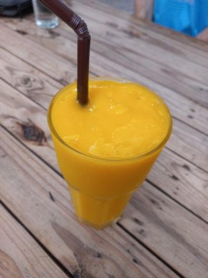 Mango smoothie at Food4Thought in Chiang Mai