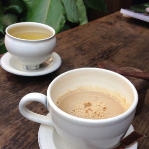 green tea and chicory coffee au lair at Stardust in Kyoto