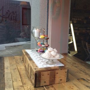 macaroons at Matarkistan in Reykjavik