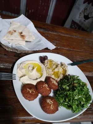Vegetarischer Teller at Ana's Genies in Caye Caulker