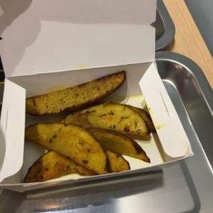 Crispy hot potato wedges  at Blue Bistro SG Cafe in Central Singapore