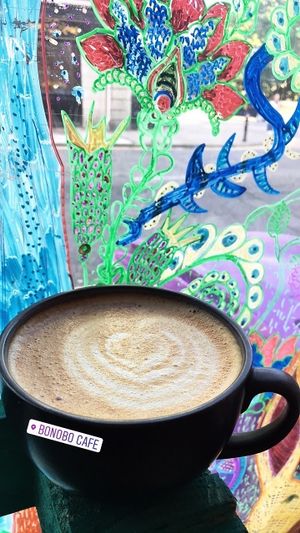 Beautiful latte art at Bonobo Cafe in Aberdeen