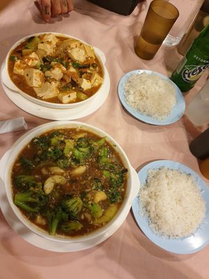 Spicy tofu and brocoli ajolli at Año Nuevo in Granada