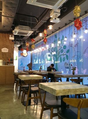 Shop environment at LN Fortunate Coffee in Hong Kong Island