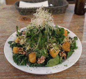 Rocket & Orange Salad 快樂火箭 at LN Fortunate Coffee in Hong Kong Island