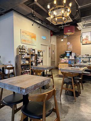   at LN Fortunate Coffee in Hong Kong Island