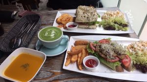 Sandwich at LN Fortunate Coffee in Hong Kong Island