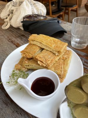   at LN Fortunate Coffee in Hong Kong Island